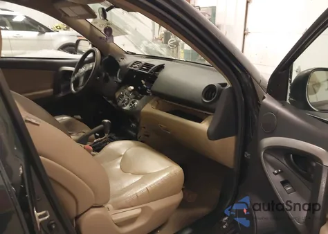 2011 Toyota Rav4 Limited z USA, uszkodzony, nr VIN 2T3YF4DV1BW059443